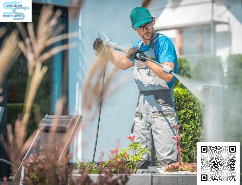 How does Sutherland Shire Pressure Cleaning Pros handle customer complaints?