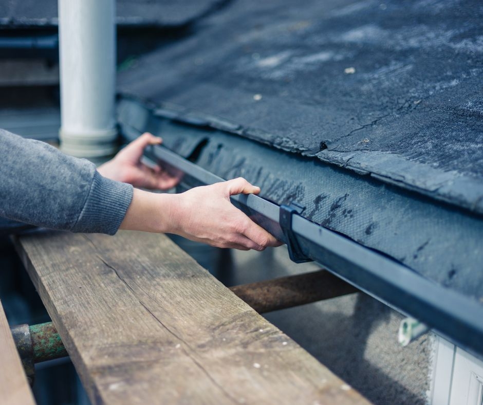 Why You Should Never DIY Your Roof Washing